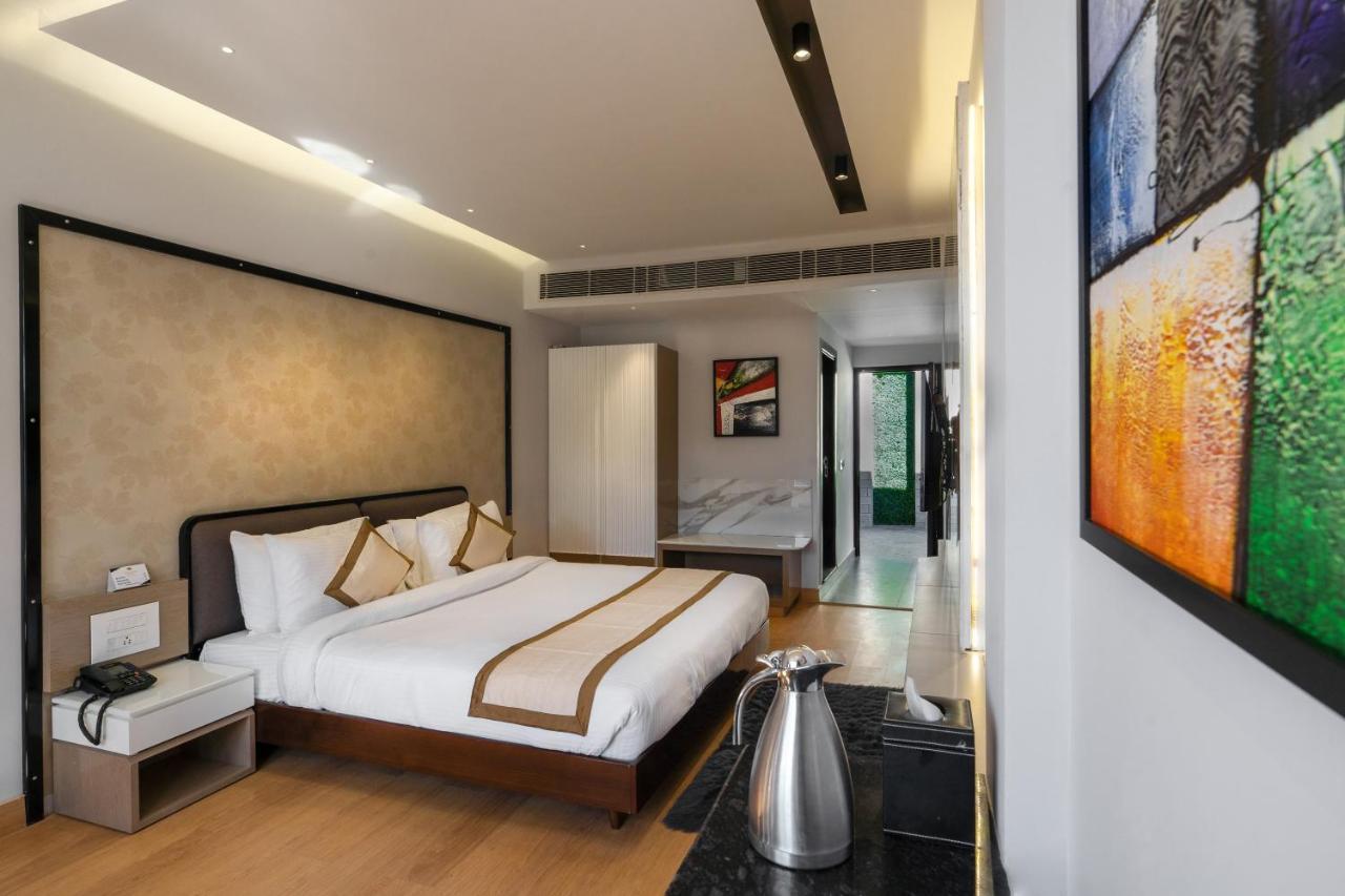 Hotel Sterling Legacy Šimla Exteriér fotografie