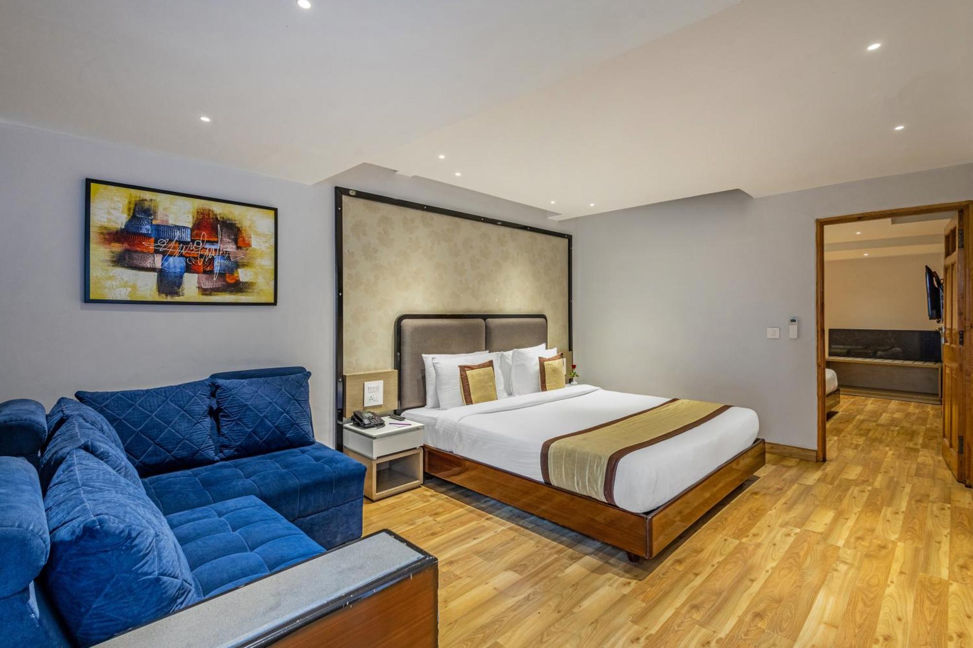 Hotel Sterling Legacy Šimla Exteriér fotografie