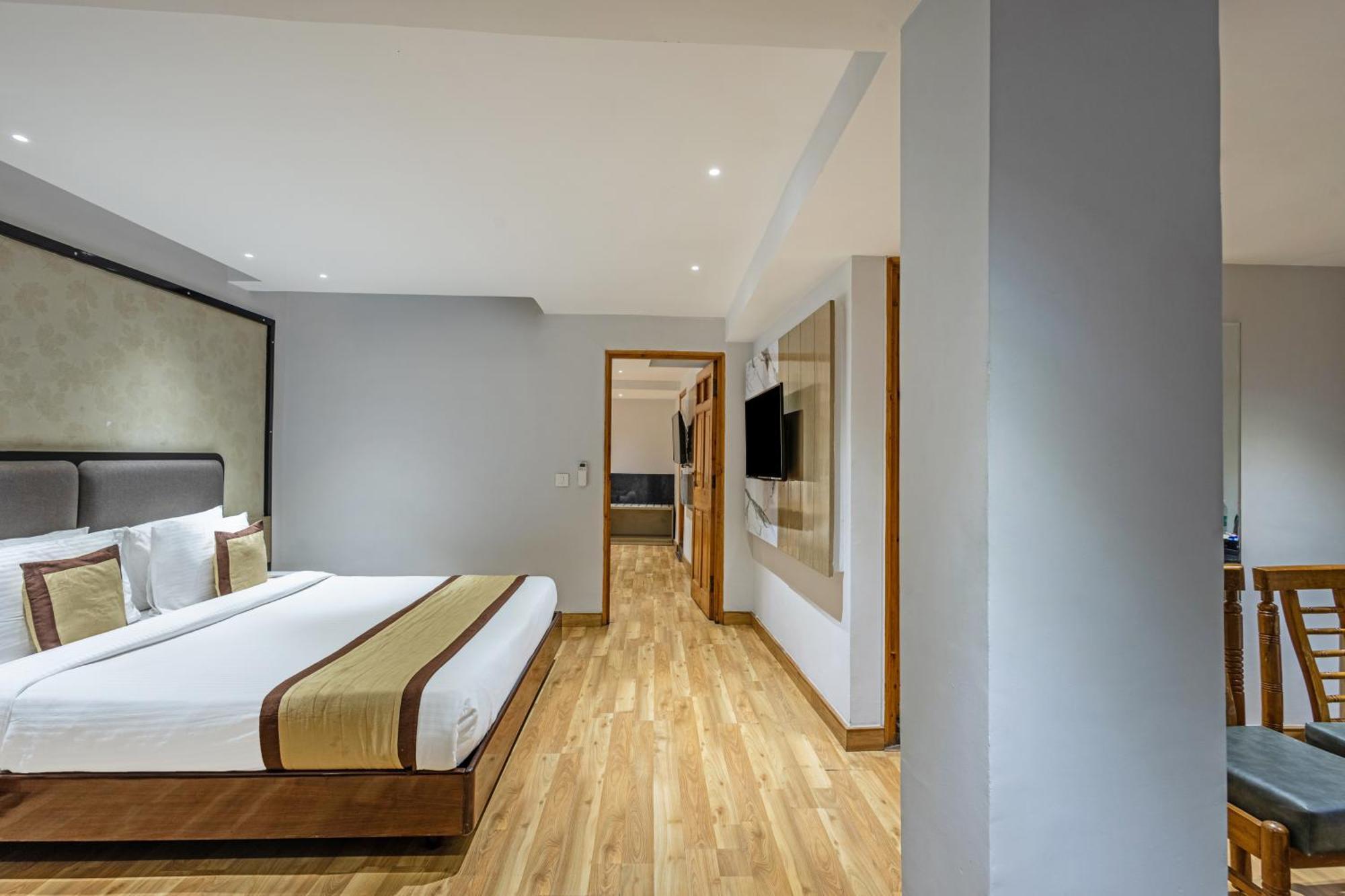 Hotel Sterling Legacy Šimla Exteriér fotografie